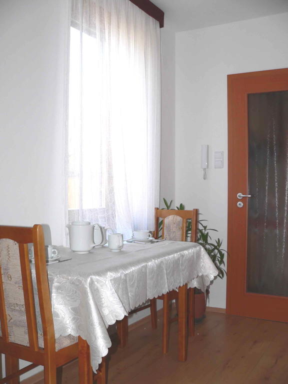 Almafa Apartman Apartman Gyula Kültér fotó